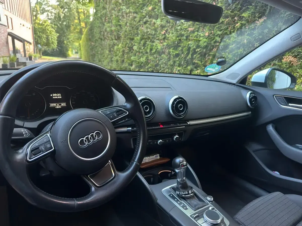 Gebraucht Audi A3 125 PS (91 kW) 2015 Weiß Kombi