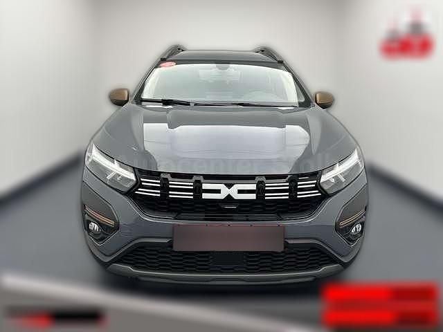 Grau metallic Gebraucht 2023 Dacia Jogger Extreme Van / Kleinbus | 19.480 € (Fairer Preis) - Bild 1/4