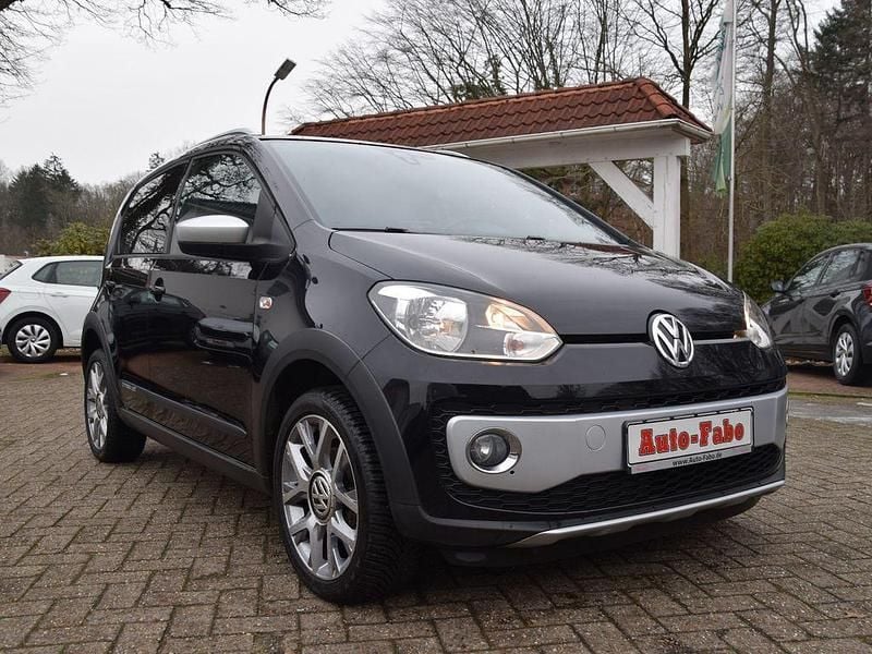 Gebraucht VW cross up! Style 75 PS (55 kW) 2015 Schwarz Kleinwagen