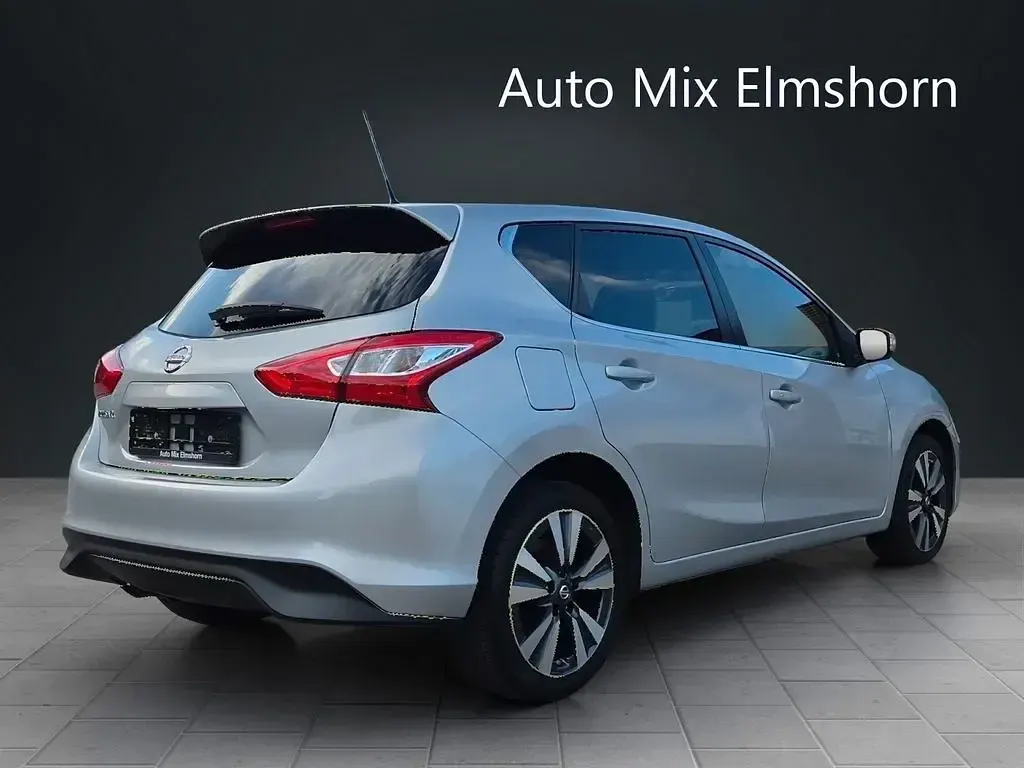 Gebraucht Nissan Pulsar Acenta 116 PS (85 kW) 2016 Platinum silver Kleinwagen