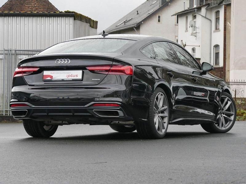 Gebraucht Audi A5 Sportback Business 204 PS (150 kW) 2022 Mythosschwarz metallic Kleinwagen