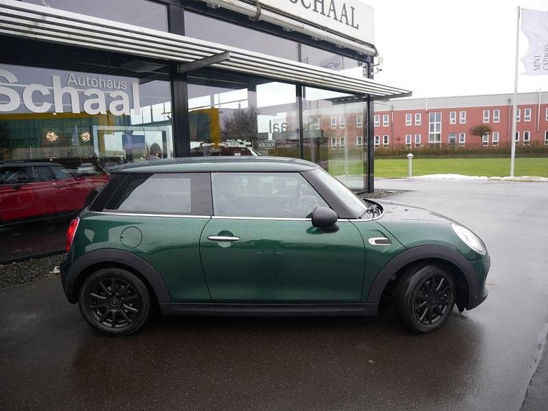 Gebraucht Mini ONE Salt 75 PS (55 kW) 2017 Grün Kleinwagen