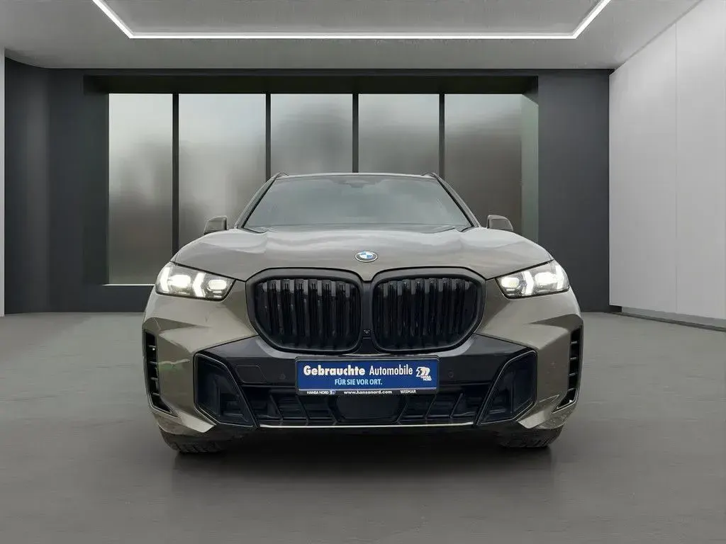 Gebraucht BMW X5 M Sport 352 PS (258 kW) 2024 Braun SUV