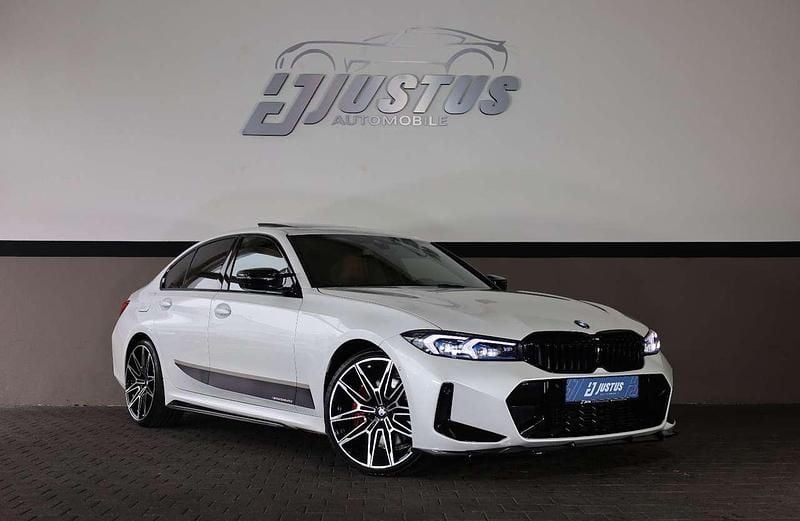 Mineralweiß metallic (a96) Gebraucht 2021 BMW 340 Limousine | 43.900 € (Superpreis) - Bild 1/4