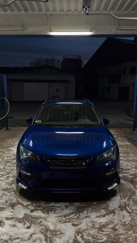 Usata Seat Leon 180 CV (132 kW) 2017 Blu Station wagon