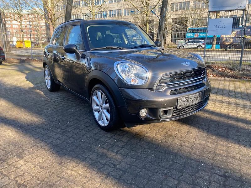 Gebraucht Mini Cooper 140 PS (102 kW) 2015 Braun Kleinwagen