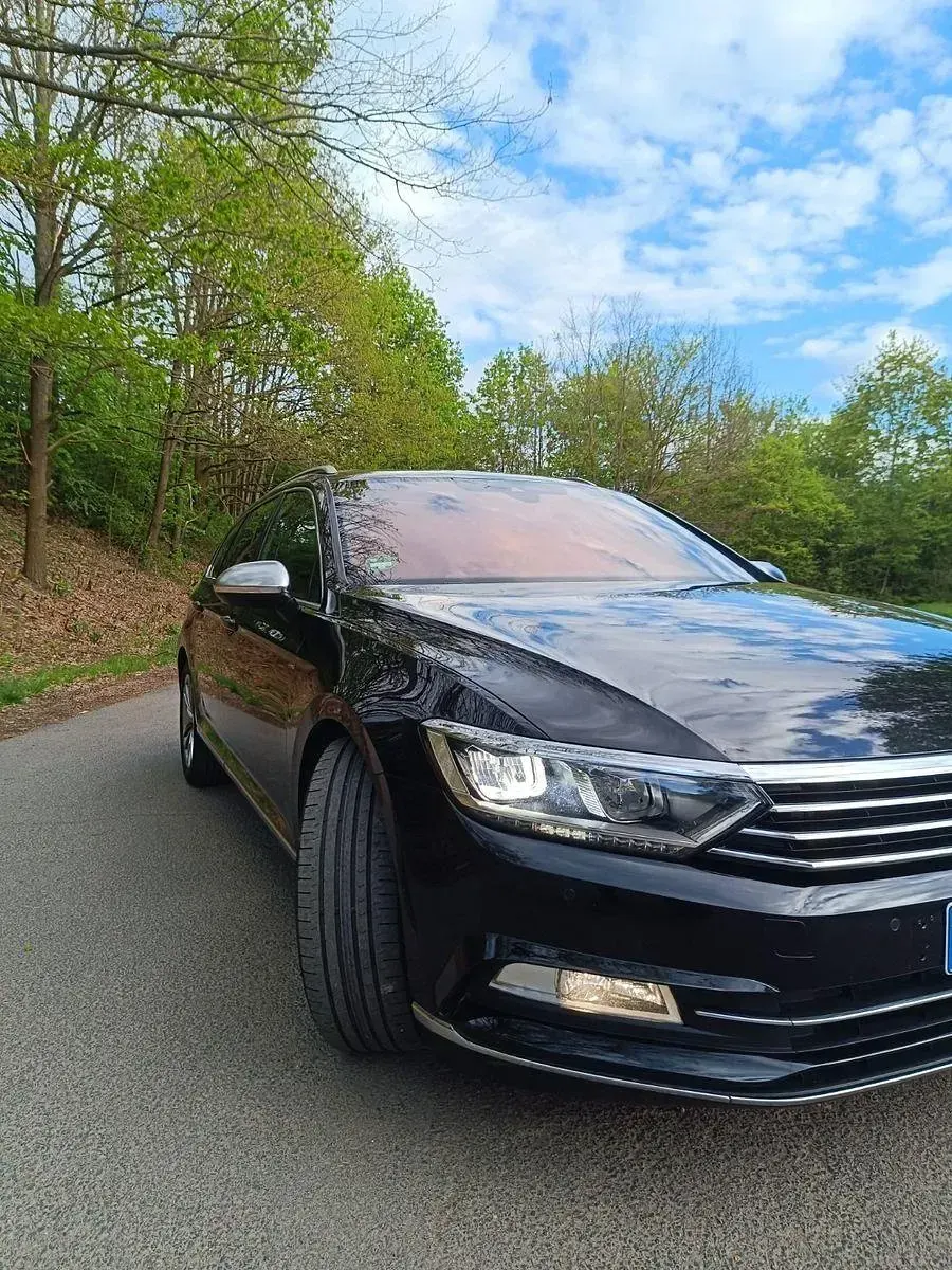Gebraucht VW Passat Highline 190 PS (139 kW) 2016 Schwarz Kombi