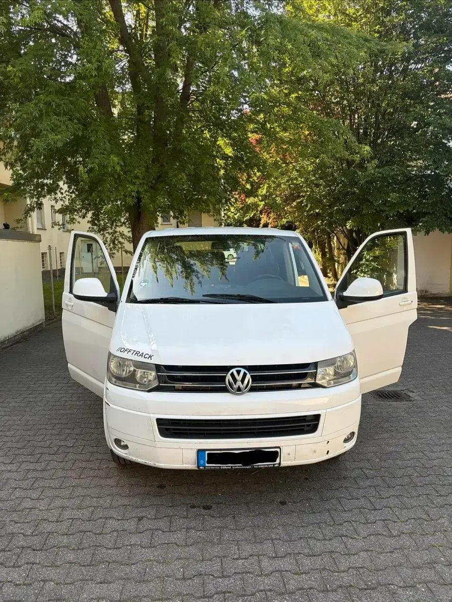 Gebraucht VW Caravelle 140 PS (102 kW) 2012 Weiß Van