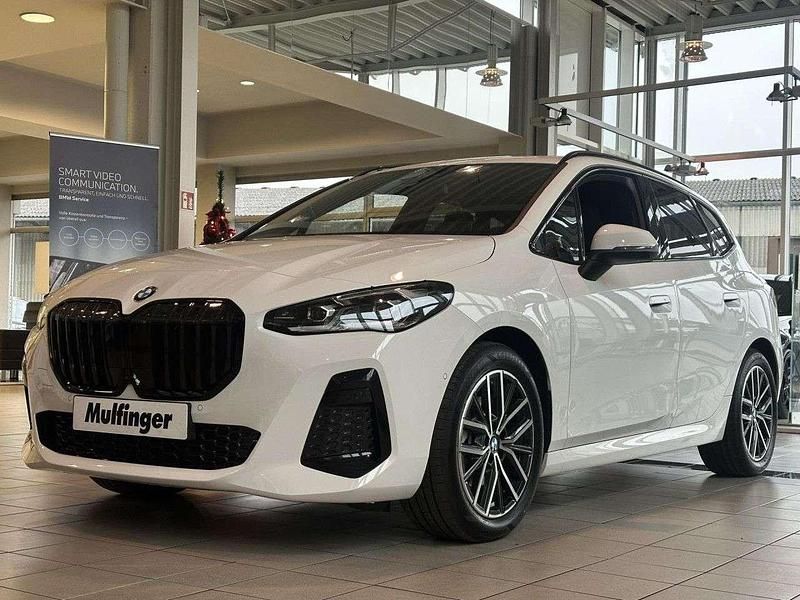 Neu BMW 220 Active Tourer M Sport 170 PS (125 kW) 2026 Alpinweiss Van / Kleinbus