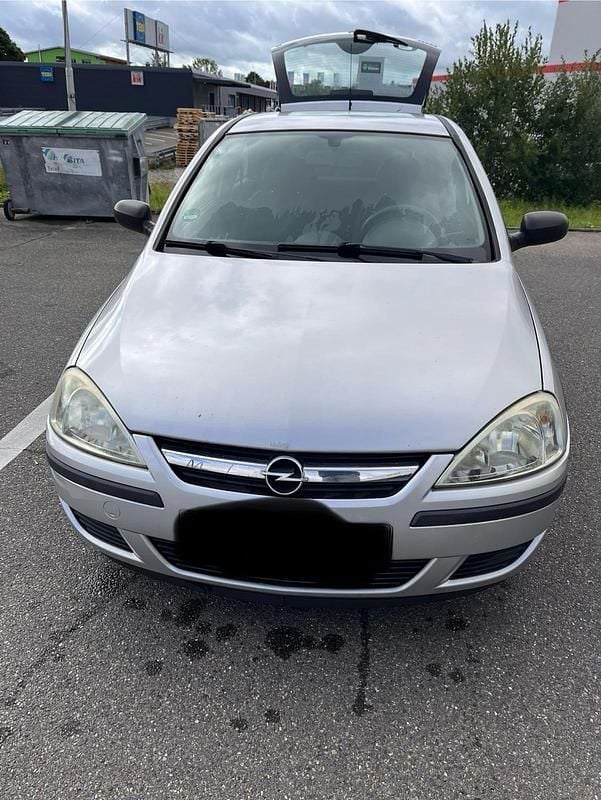 Grau Gebraucht 2004 Opel Corsa Kleinwagen | 1.300 € (Fairer Preis) - Bild 1/4