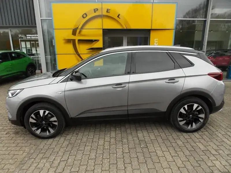 Kontrast grau/quarz silber Gebraucht 2019 Opel Grandland X Business Innovation SUV | 19.490 € (Etwas zu teuer) - Bild 1/4