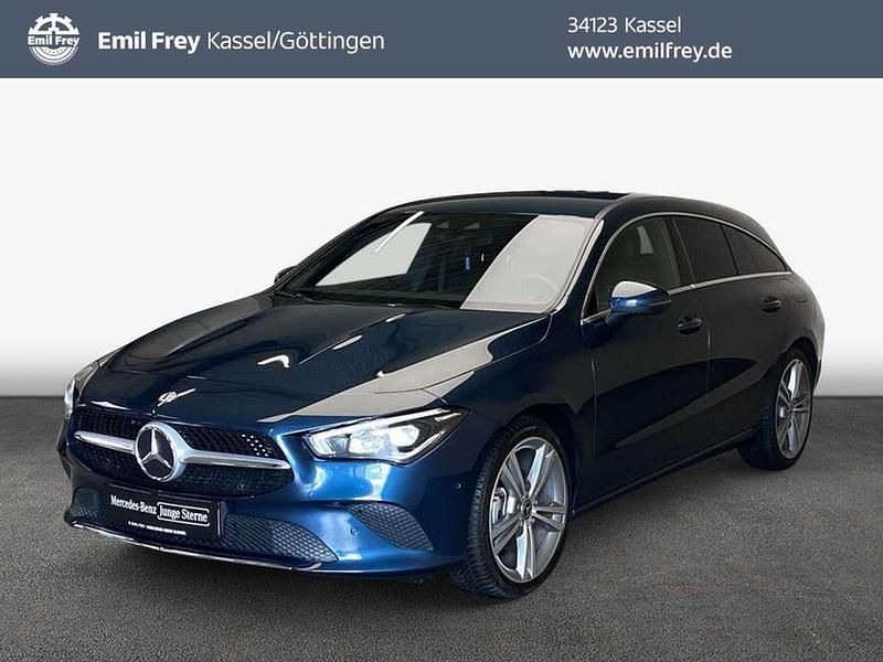 Denimblau metallic Gebraucht 2022 Mercedes CLA200 Kombi | 28.310 € (Fairer Preis) - Bild 1/4