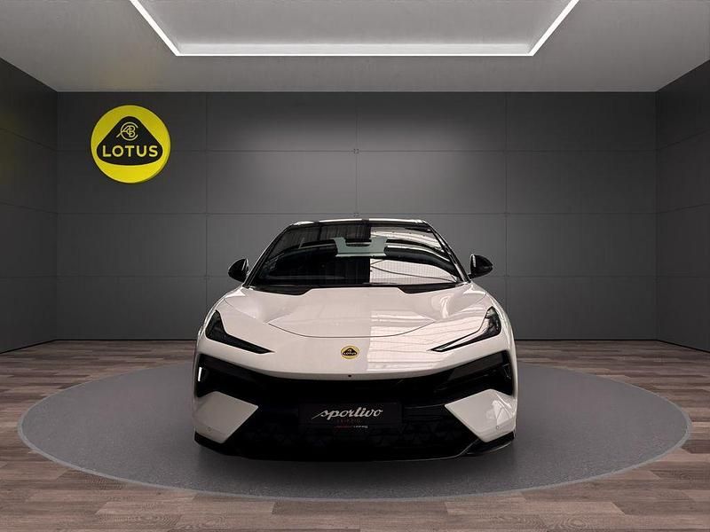 Neu Lotus Eletre 675 kW (918 PS) 2025 Akoya white SUV