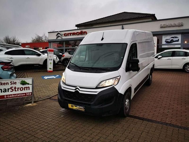 Weiß Gebraucht 2023 Citroën Jumper Van / Kleinbus | 26.590 € (Etwas zu teuer) - Bild 1/2