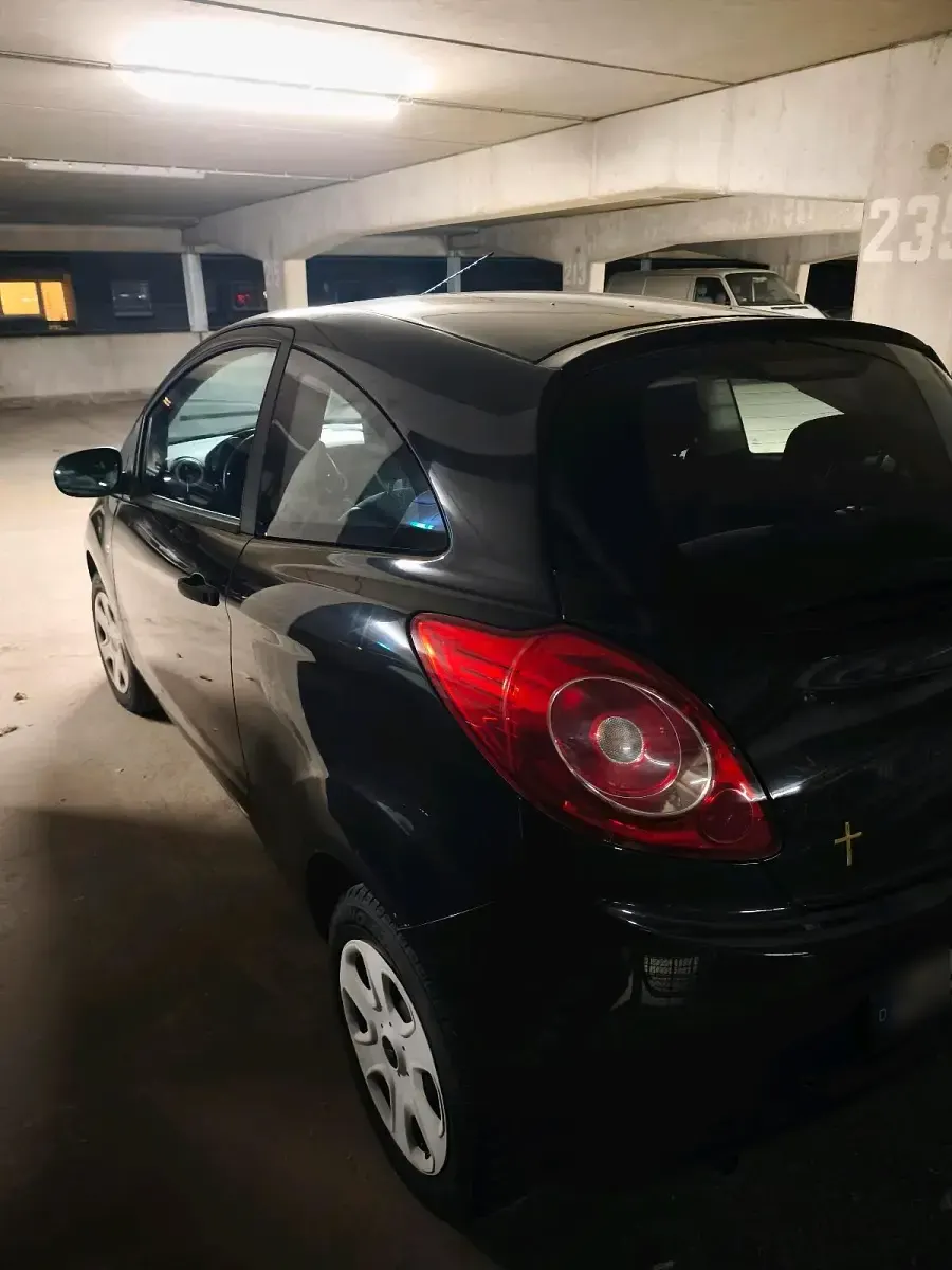 Usata Ford Ka 69 CV (50 kW) 2009 Nero Utilitaria