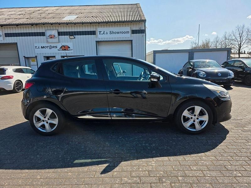 Gebraucht Renault Clio IV Dynamique 90 PS (66 kW) 2013 Schwarz Kleinwagen