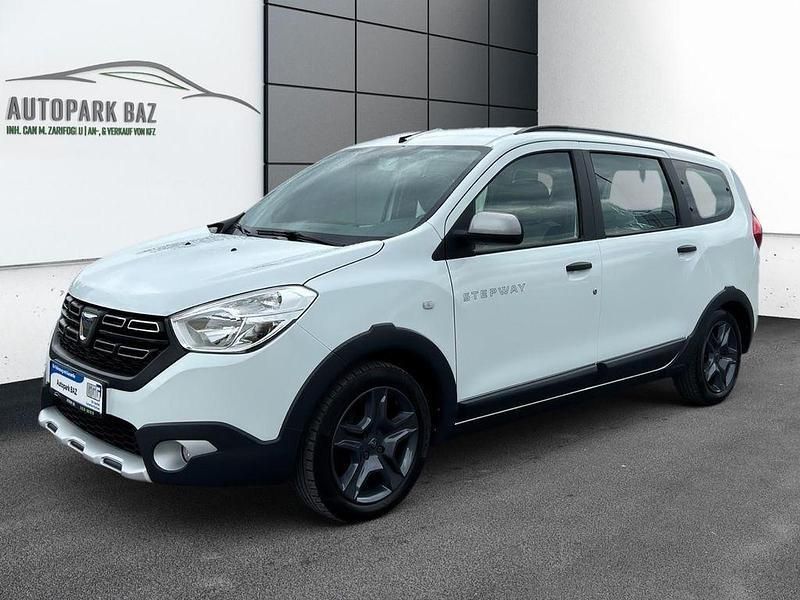 Weiß Gebraucht 2018 Dacia Lodgy Stepway Van / Kleinbus | 10.500 € (Fairer Preis) - Bild 1/4