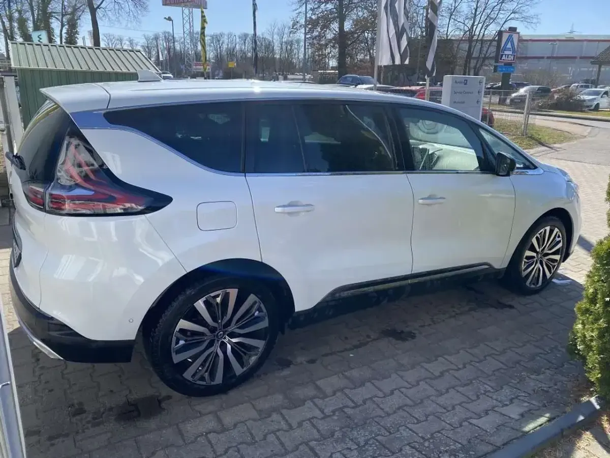 Używany Renault Espace Initiale Paris 189 KM (139 kW) 2023 Biały Minivan