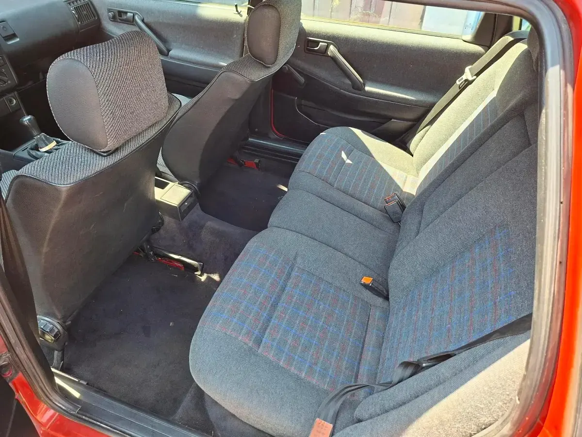 Gebraucht VW Passat 115 PS (84 kW) 1991 Rot Kombi