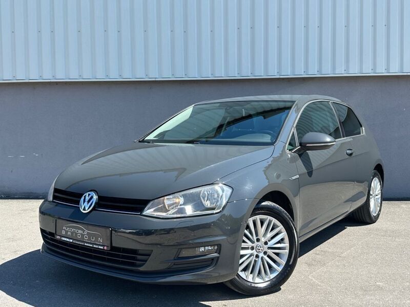 Grau Gebraucht 2014 VW Golf VII Cup Limousine | 7.490 € (Fairer Preis) - Bild 1/4