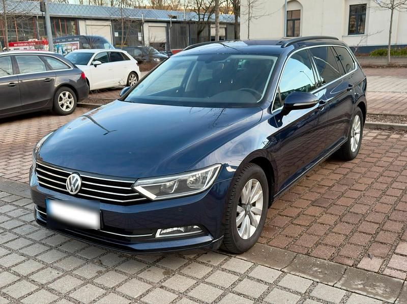 Gebraucht VW Passat 150 PS (110 kW) 2015 Blau Kombi