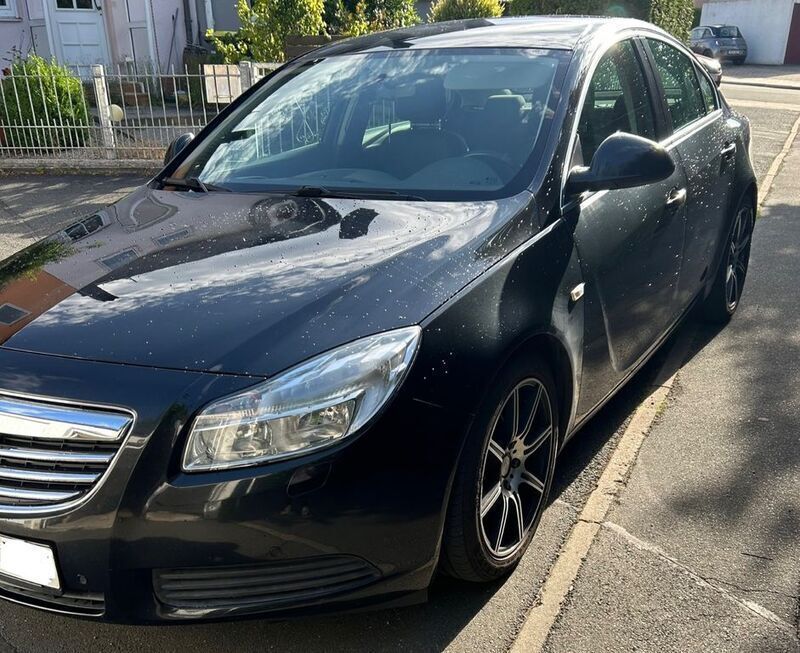 Schwarz Gebraucht 2013 Opel Insignia Edition Limousine | 5.199 € (Fairer Preis) - Bild 1/4