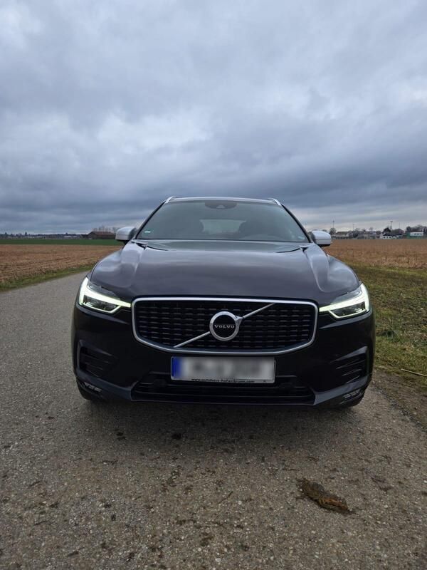 Schwarz Gebraucht 2018 Volvo XC60 R-Design SUV | 29.990 € (Teuer) - Bild 1/4
