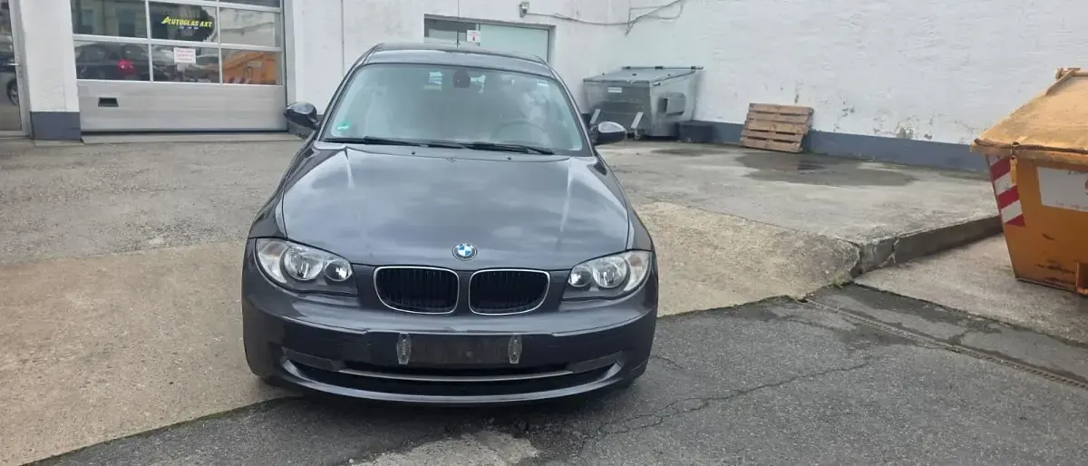 Gebraucht BMW 120 142 PS (104 kW) 2007 Silber Kleinwagen