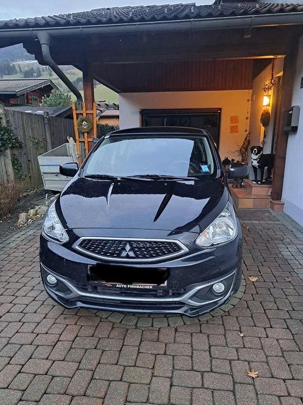 Schwarz Gebraucht 2018 Mitsubishi Space Star Kleinwagen | 4.500 € (Fairer Preis) - Bild 1/4