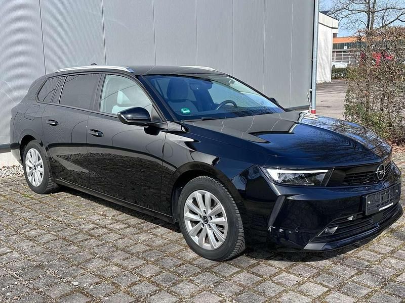 Gebraucht Opel Astra Elegance 131 PS (96 kW) 2023 Schwarz Kombi
