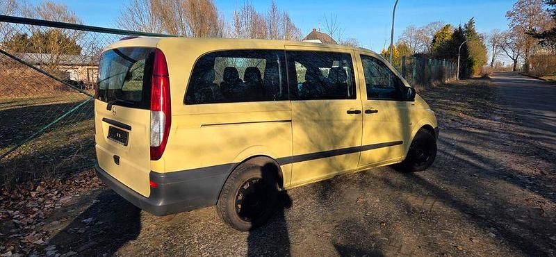 Gebraucht Mercedes Vito 95 PS (69 kW) 2013 Gelb Van