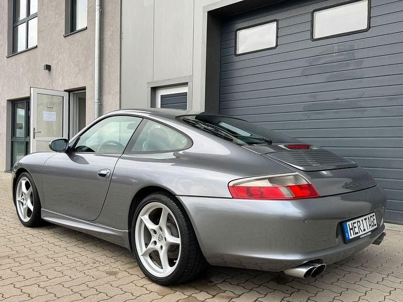 Gebraucht Porsche 996 320 PS (235 kW) 2002 Grau Coupé
