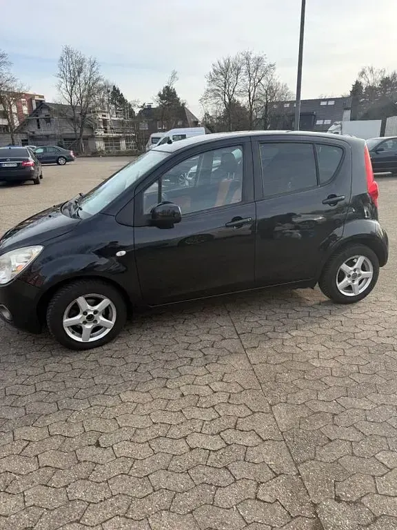 Gebraucht Opel Agila 86 PS (63 kW) 2008 Schwarz Kleinwagen