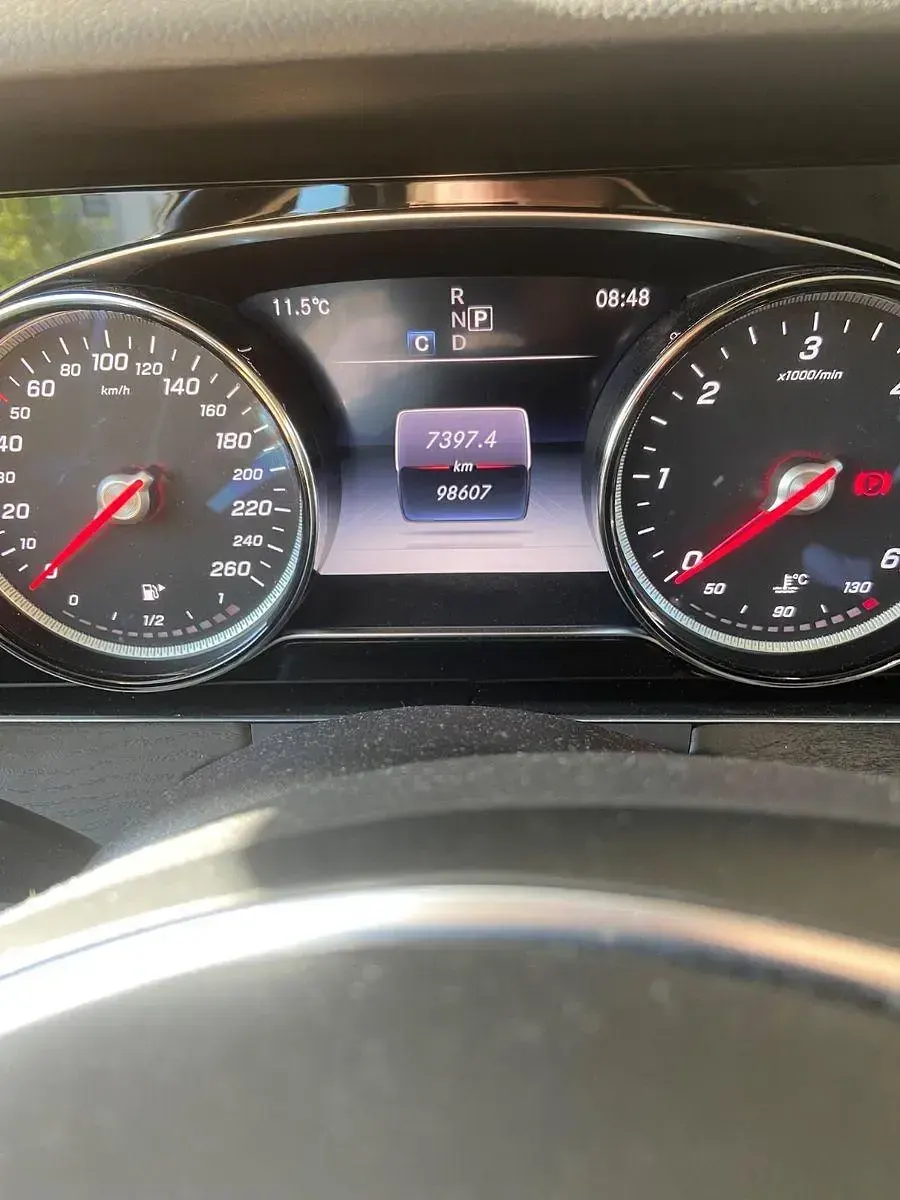 Gebraucht Mercedes E200 Avantgarde 150 PS (110 kW) 2017 Grau Kombi