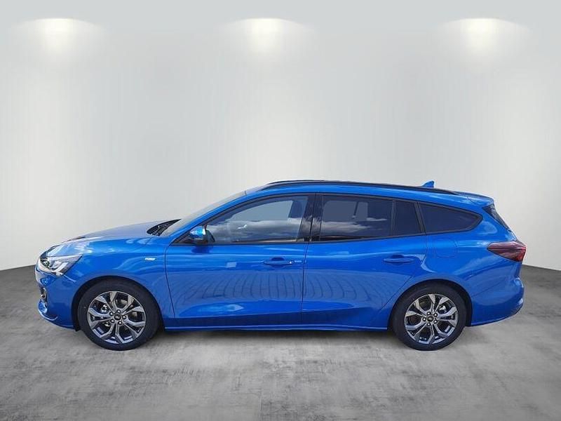 Nowe Ford Focus ST-Line X 155 KM (114 kW) 2025 Niebieski Sedan/Limuzyna