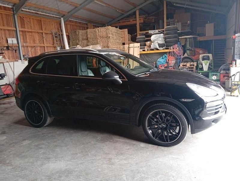 Gebraucht Porsche Cayenne S 400 PS (294 kW) 2012 Schwarz SUV