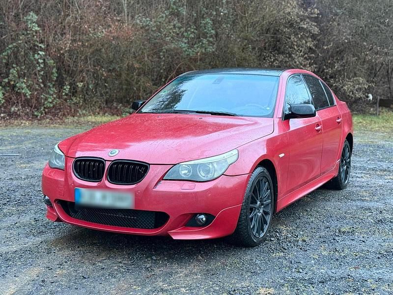 Rot Gebraucht 2005 BMW 530 M Sport Limousine | 4.500 € (Superpreis) - Bild 1/4
