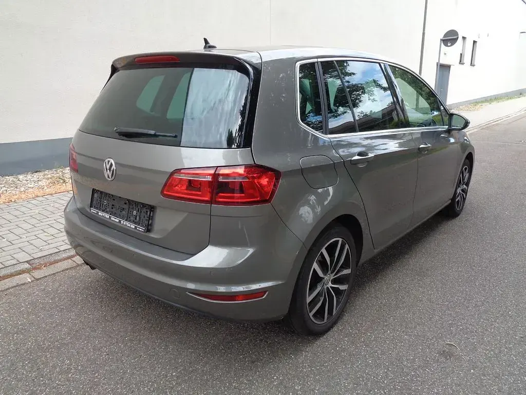 Gebraucht VW Golf Sportsvan Highline 150 PS (110 kW) 2015 Grau Van / Kleinbus
