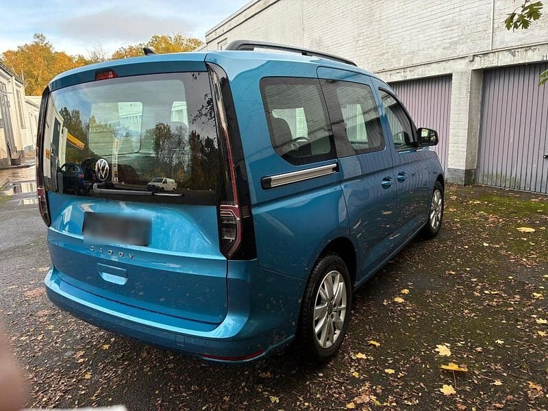 Gebraucht VW Caddy Life 102 PS (75 kW) 2021 Blau Van / Kleinbus