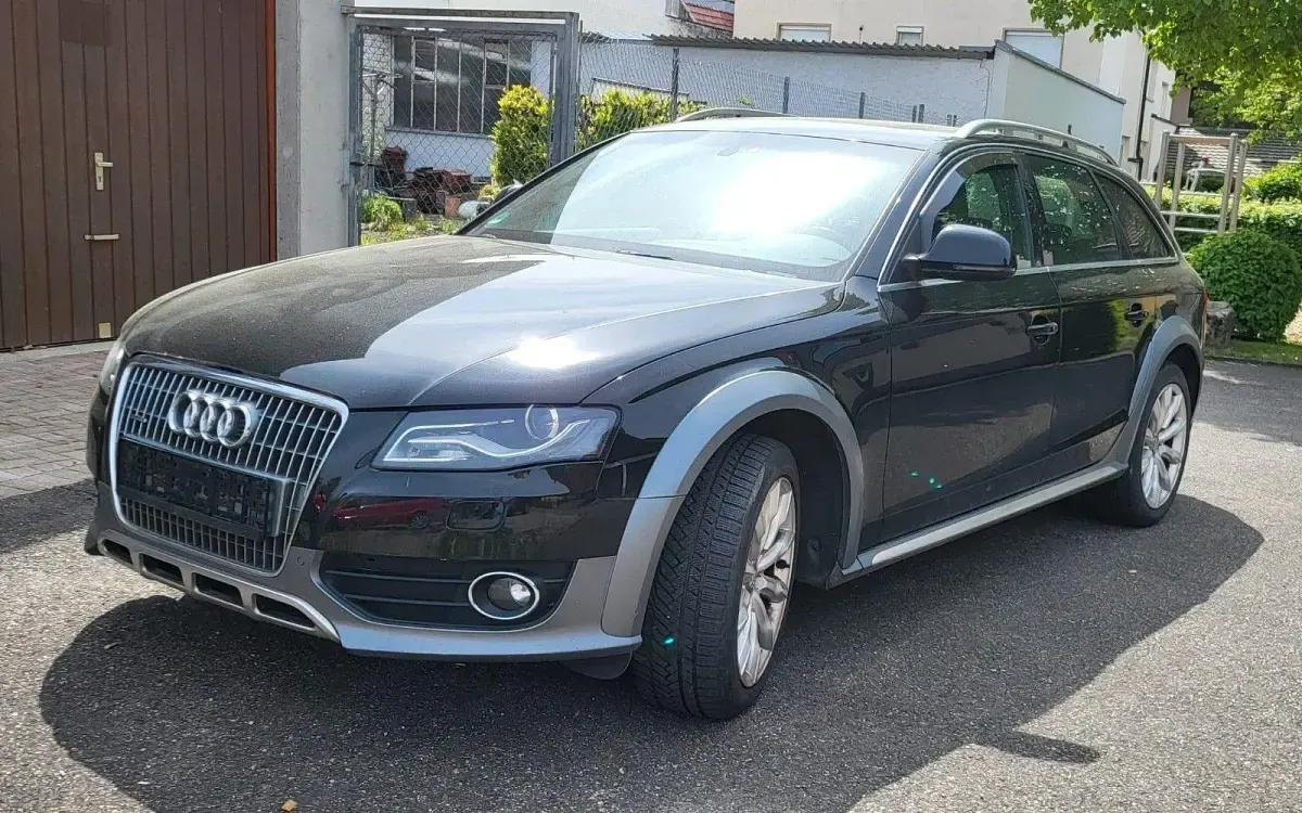 Gebraucht Audi A4 Allroad 211 PS (155 kW) 2011 Schwarz Kombi