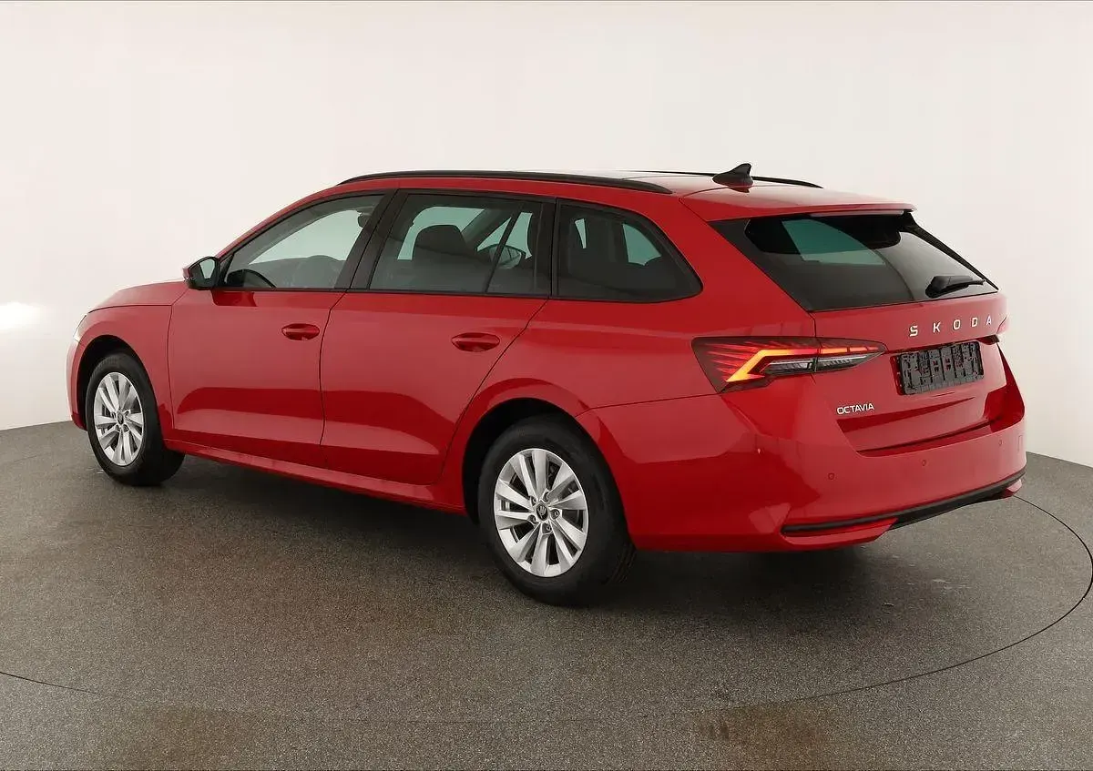 Neu Skoda Octavia Selection 150 PS (110 kW) 2026 Velvet rot metallic Kombi
