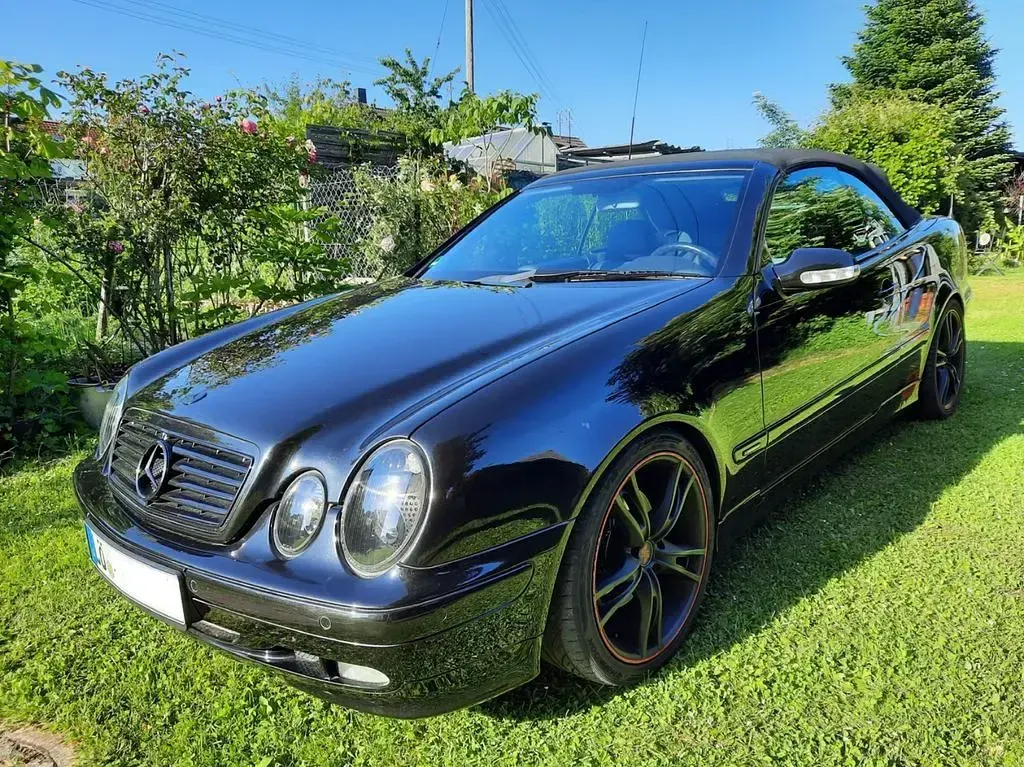 Gebraucht Mercedes CLK200 Avantgarde 163 PS (119 kW) 2001 Schwarz Cabrio