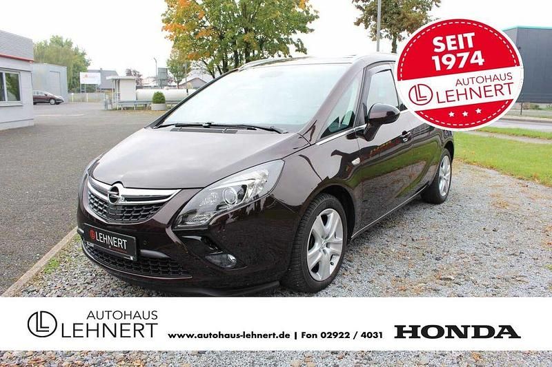 Braun Gebraucht 2015 Opel Zafira Tourer Innovation Van / Kleinbus | 14.790 € (Teuer) - Bild 1/4