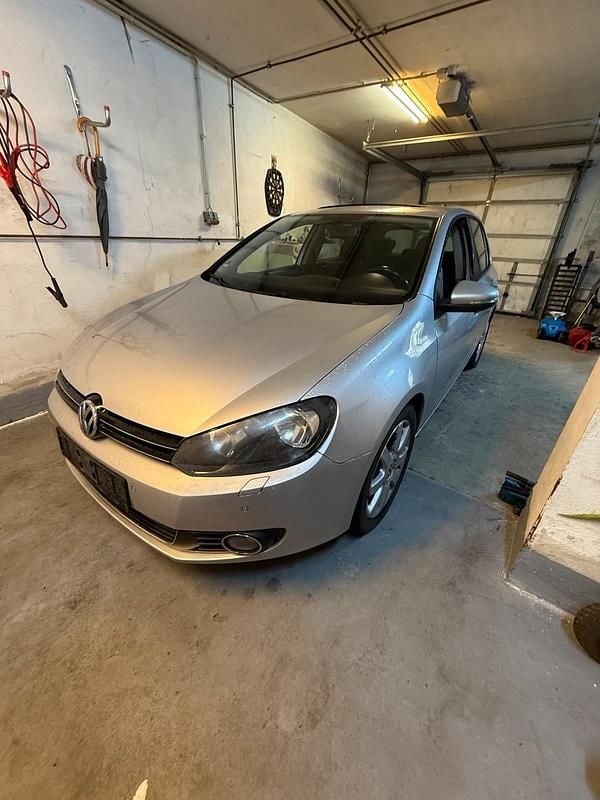 Silber Gebraucht 2009 VW Golf VI Kleinwagen | 2.650 € (Superpreis) - Bild 1/4