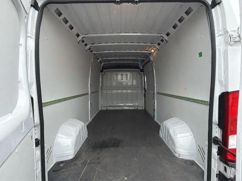 Gebraucht Opel Movano S 140 PS (102 kW) 2024 Weiß Van