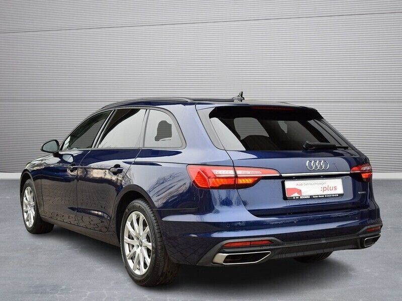 Gebraucht Audi A4 Ambiente 286 PS (210 kW) 2020 Navarrablau metallic Kombi