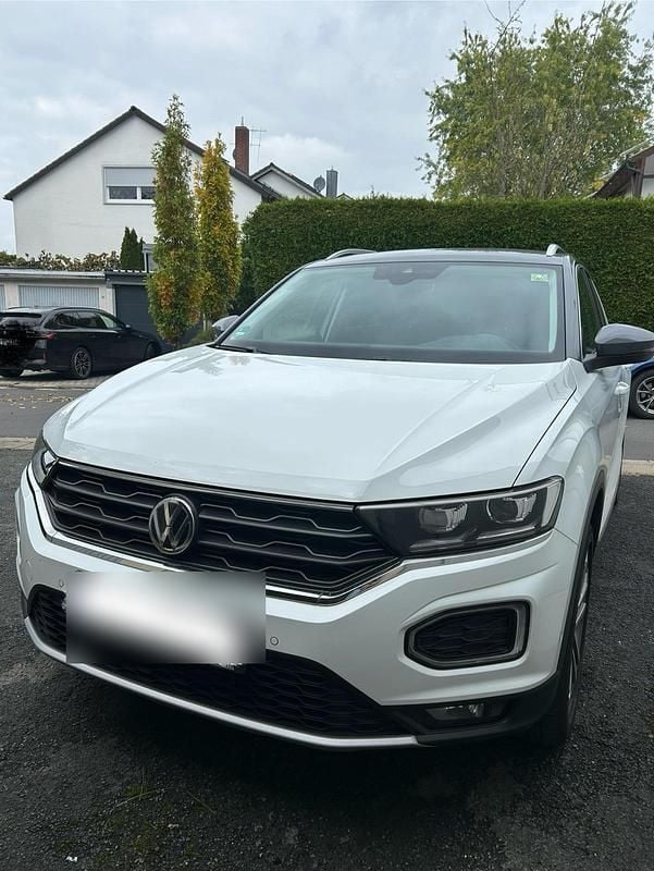 Weiß Gebraucht 2019 VW T-Roc IQ Drive SUV | 18.300 € (Fairer Preis) - Bild 1/4