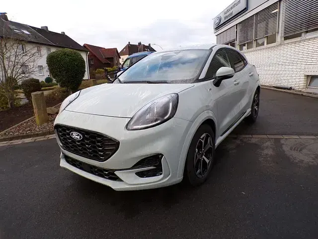 Neu Ford Puma ST-Line 125 PS (91 kW) 2026 Grau SUV