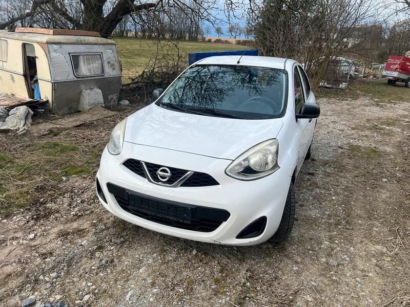 Weiß Gebraucht 2013 Nissan Micra Kleinwagen | 3.300 € (Guter Preis) - Bild 1/4