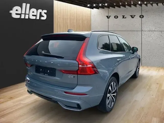Gebraucht Volvo XC60 197 PS (144 kW) 2024 Grau SUV